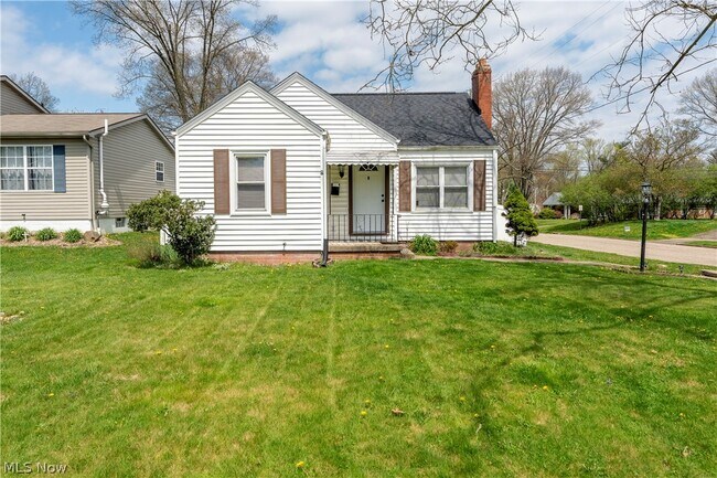 Photo - 1280 Concord St NW House