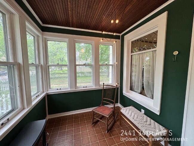Photo - 2441 34th Ave S