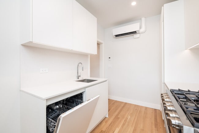 Photo - 17 A Forest St Unidad 42