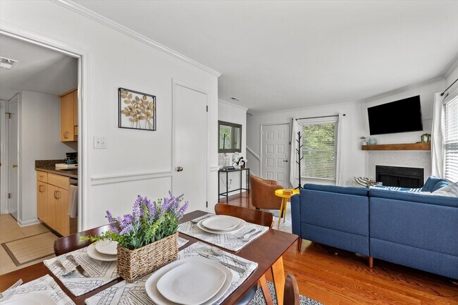 Photo - 1124 Turkey Foot Rd Unidad B