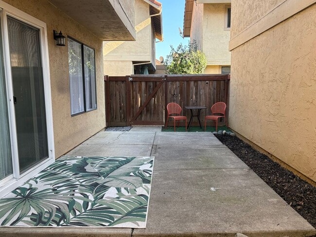 Photo - 13 Del Prado Cir