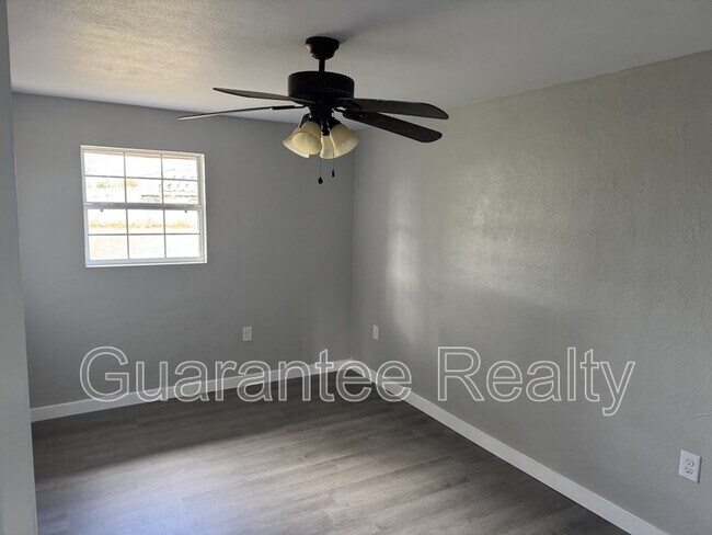 Photo - 2003 U.S. Hwy 17-92 N