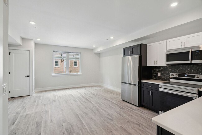 Photo - Hightop Germantown - Sparrow House