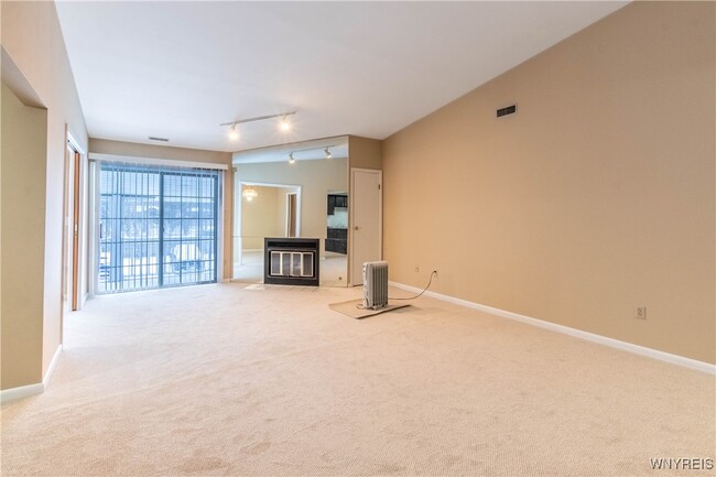 Photo - 1105 Youngs Rd