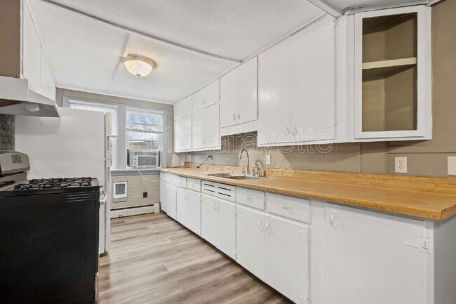 Photo - 131 S 28th St