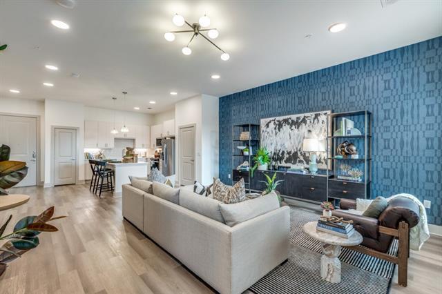 Photo - 5008 Soaring St