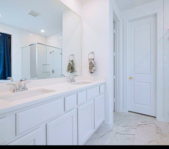 Photo - 12331 Palmetto Dr