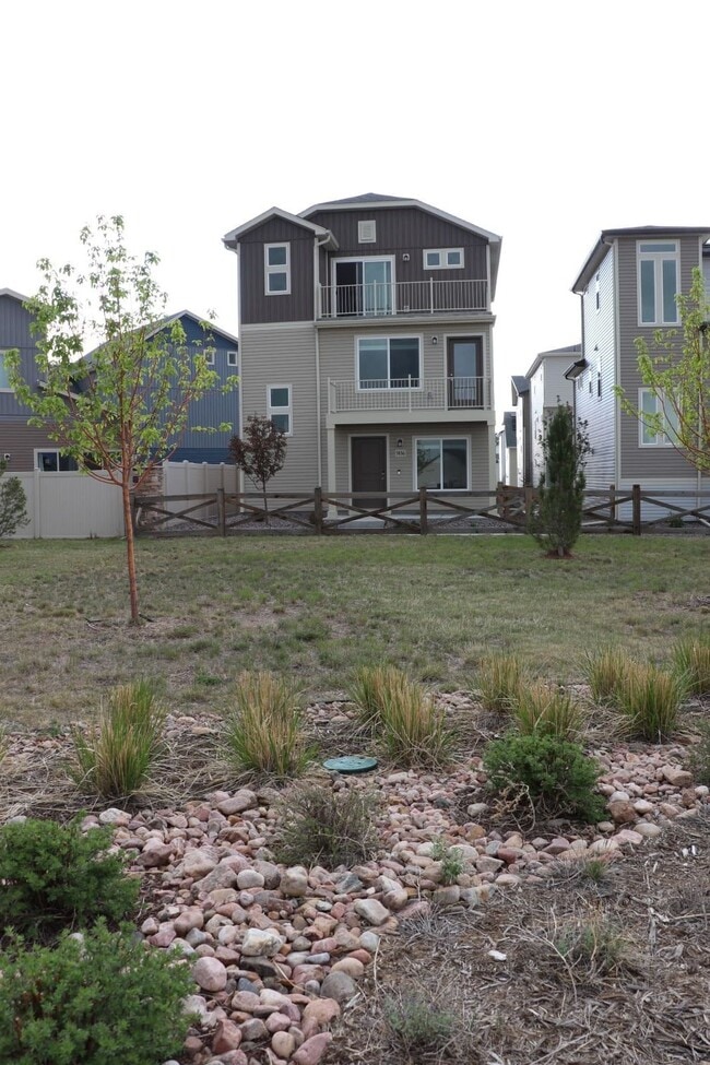Photo - 5836 Thurless Ln