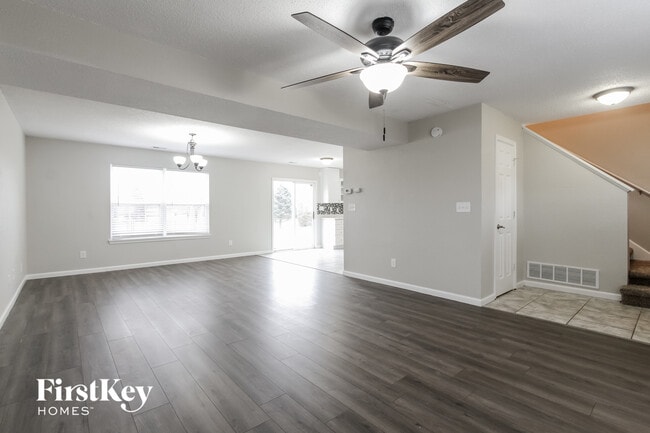 Photo - 5323 Alameda Rd