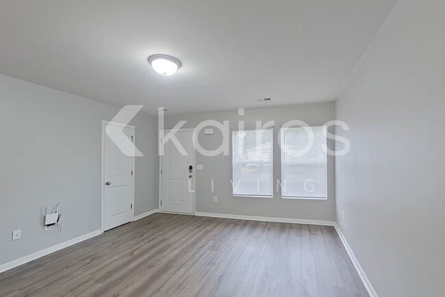305 Cedar Ridge