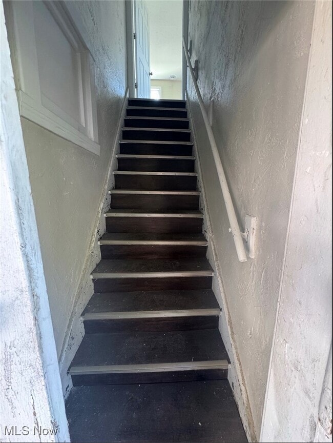 Photo - 5924 Denison Ave Unidad Up