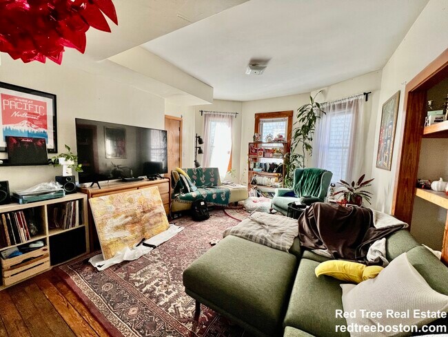346 Faneuil St Unit 2