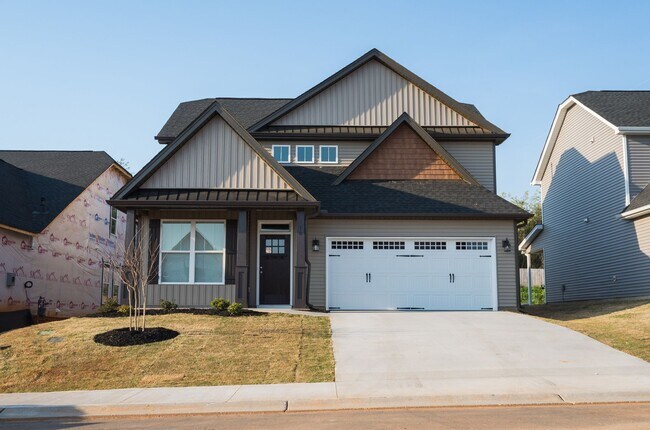 Photo - 10 Royal Pine Way