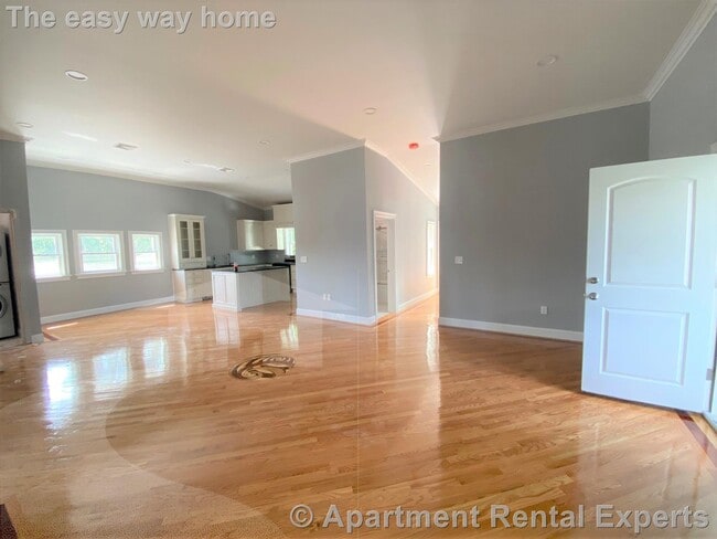Photo - 66 Dudley St Unidad #2