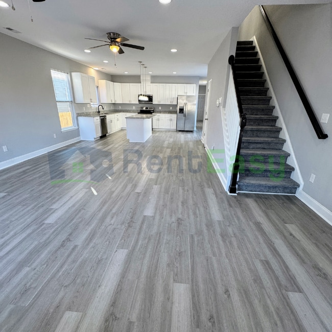 Photo - 511 Mason Ave