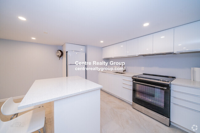 Building Photo - 1546 Washington St Unit G Rental