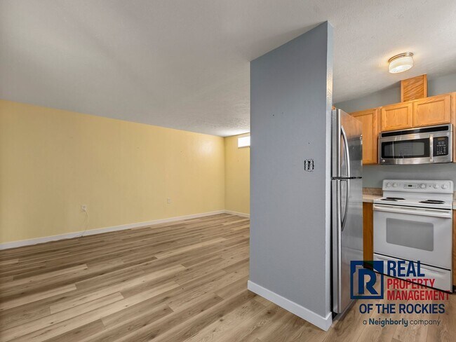 Photo - Charming 2 Bed, 1 Bath Condo in Prime Location!