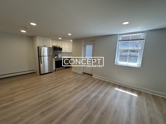Photo - 501 Beacon St