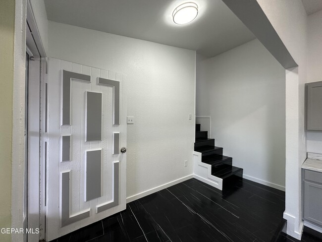 Photo - 10408 Medwood Dr