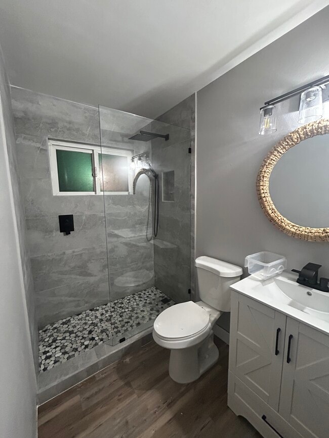 Photo - 1331 Rose Ave