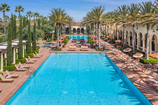 Los Olivos at Irvine Spectrum