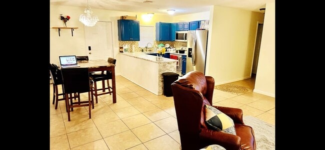 Photo - 1550 21st St