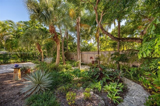 Photo - 3240 Morris Ln