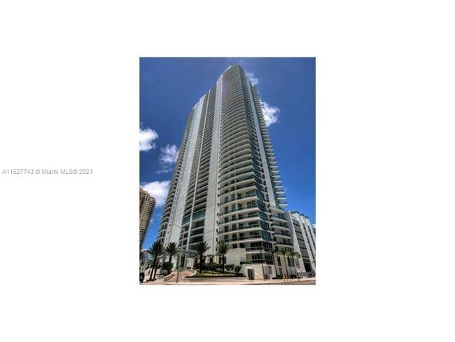 Building Photo - 1331 Brickell Bay Dr Unit 1106 Rental