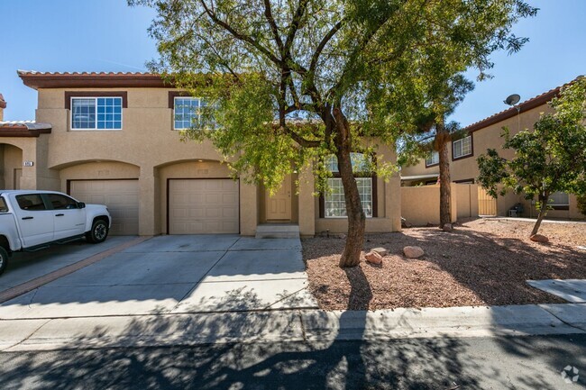 Building Photo - Stylish 2-Bedroom Townhome in Henderson!