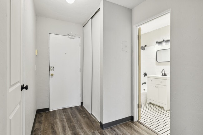 Photo - 3816 Nicollet Apartments