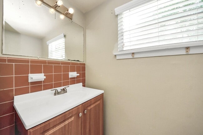Photo - Charming and well-maintained home in the heart of Pasadena!