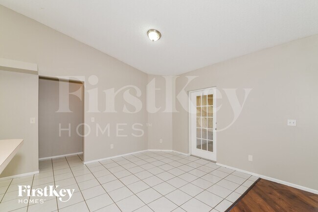 Photo - 6205 63rd Ave E