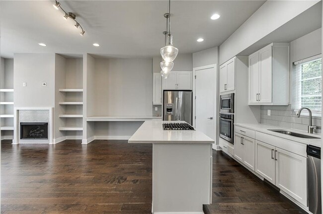 721 Taylor Ct
