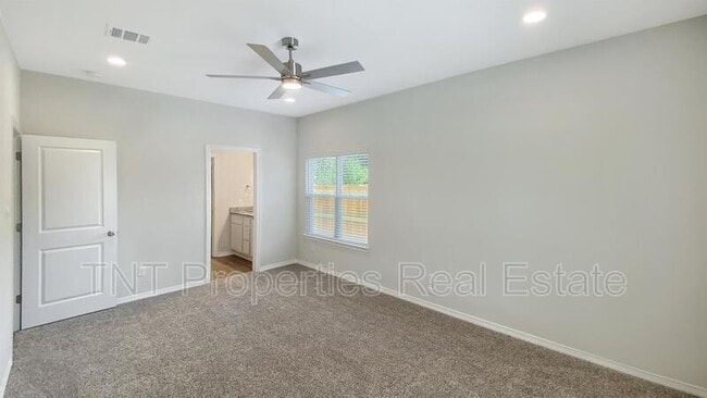 Photo - 505 N Logan Ave House