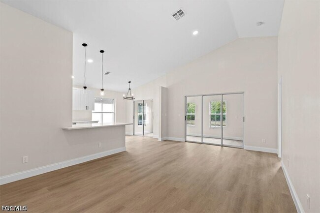 Photo - 3358 Sabal Springs Blvd