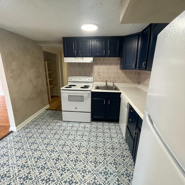 Building Photo - 952 Strouse Ave Unit A Rental