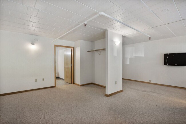 Photo - Kilbourn Terrace