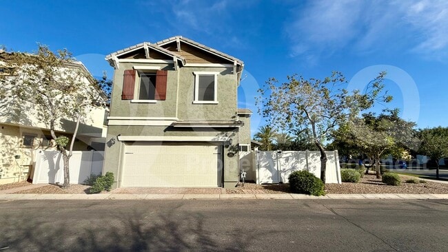 Photo - 2624 S Canfield