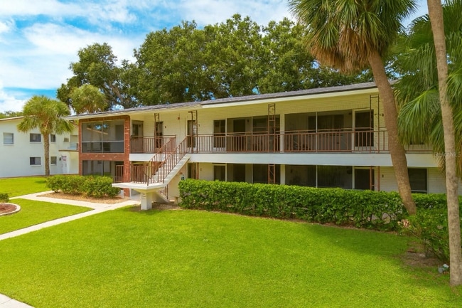 Photo - 2348 Shelley St Unidad 13