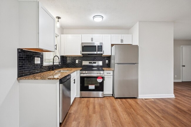 Photo - 628 Mclamb Dr