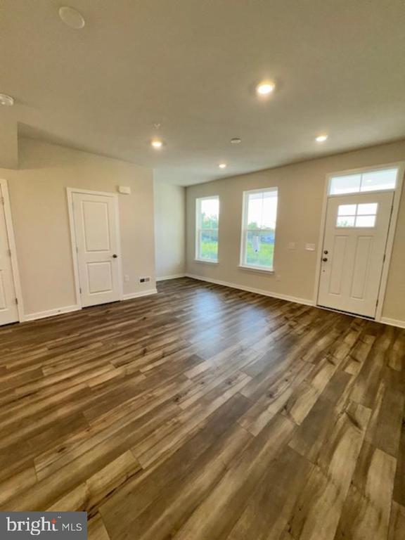 Photo - 701 Platinum Dr