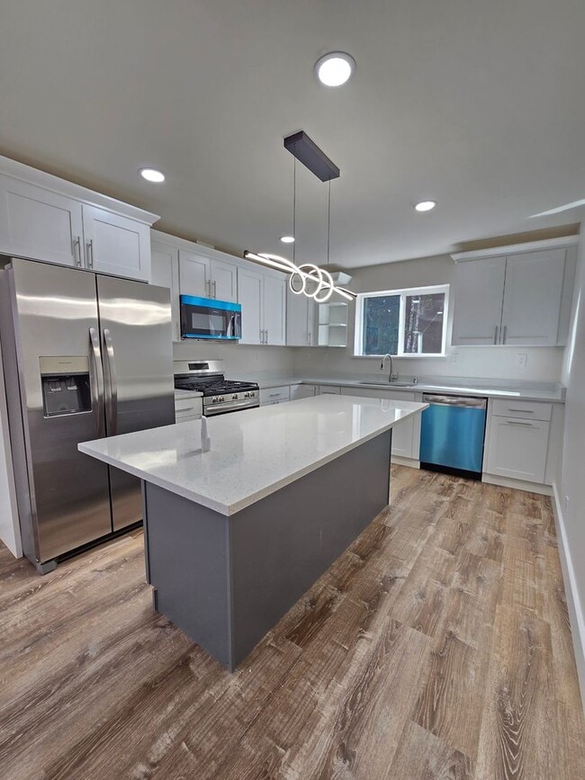 Photo - 13-15 Brenton Ln