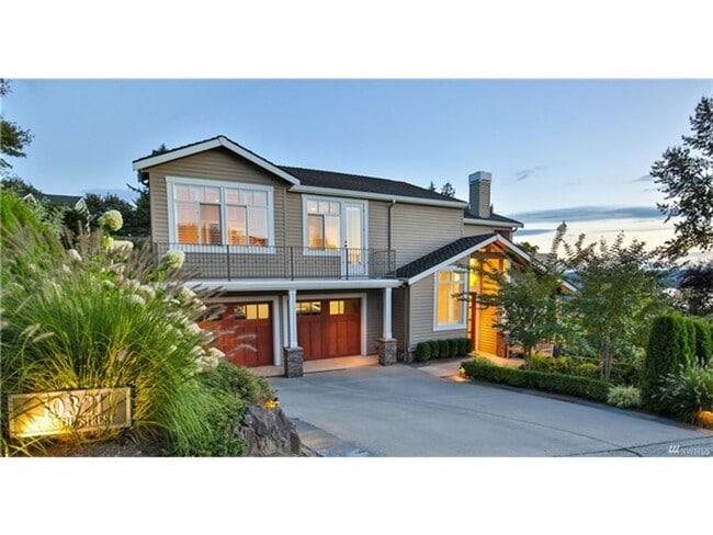 Photo - 4bd/3.5ba Kirkland House