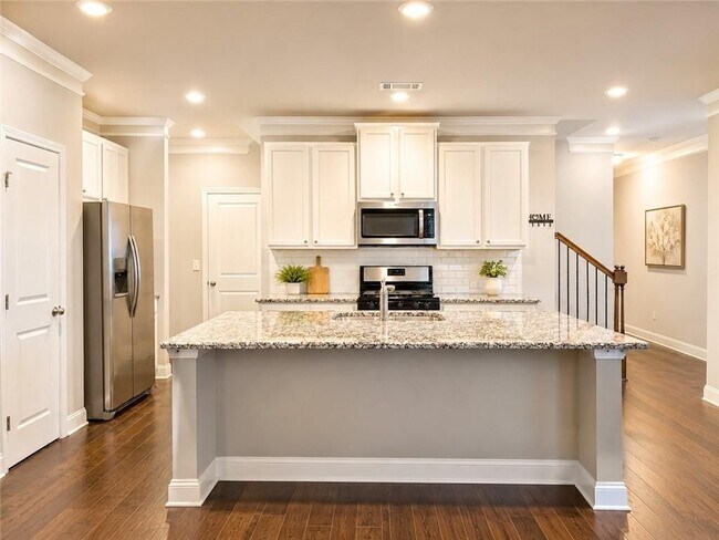 Photo - 2559 Irwell Way