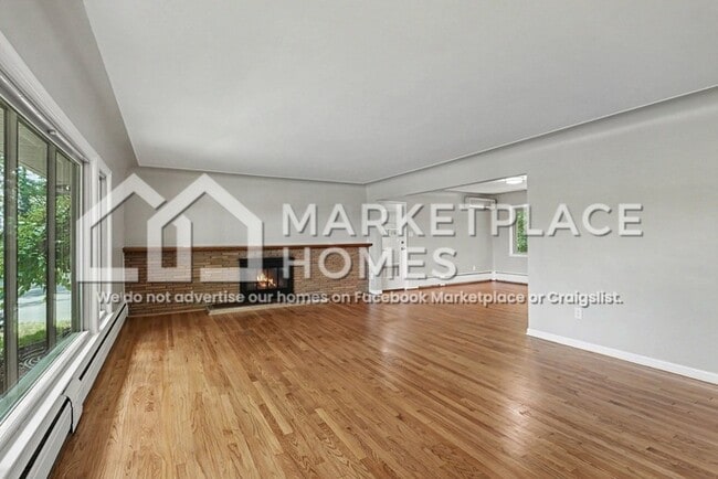 Photo - 1220 E Square Lake Rd