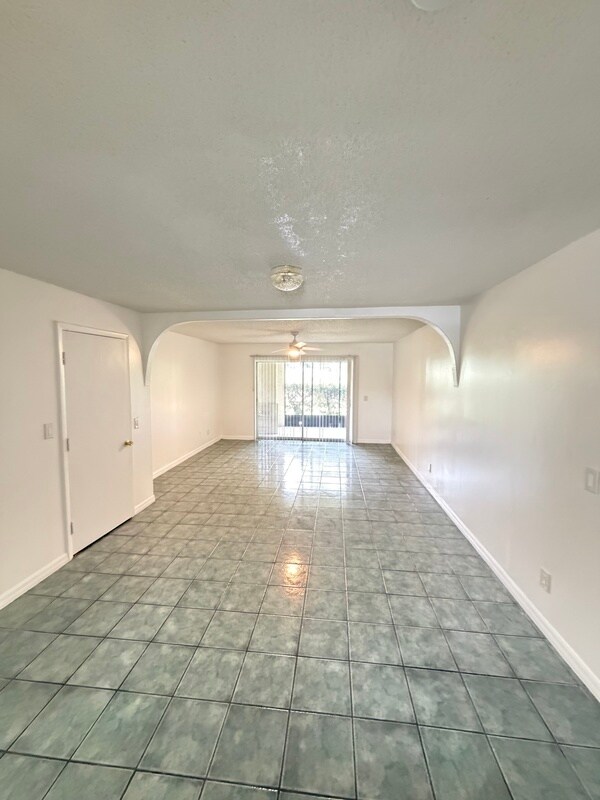Photo - 519 E San Sebastian Ct