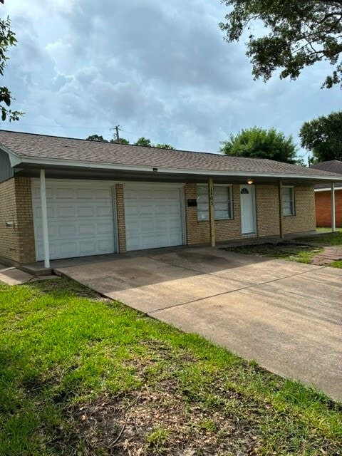 Photo - 1805 Thelma Ln