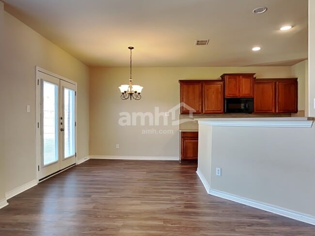 Photo - 1703 Chadwick Dr