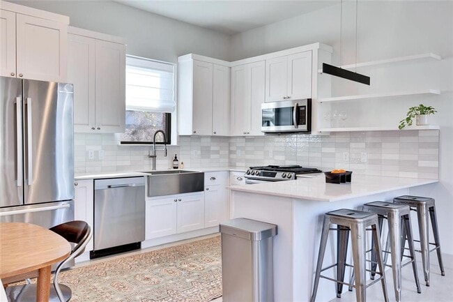 Photo - 2105 Pennsylvania Ave Unidad 2