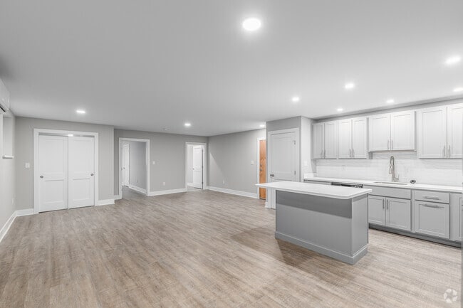 1BR, 1BA - 990SF - Living Room